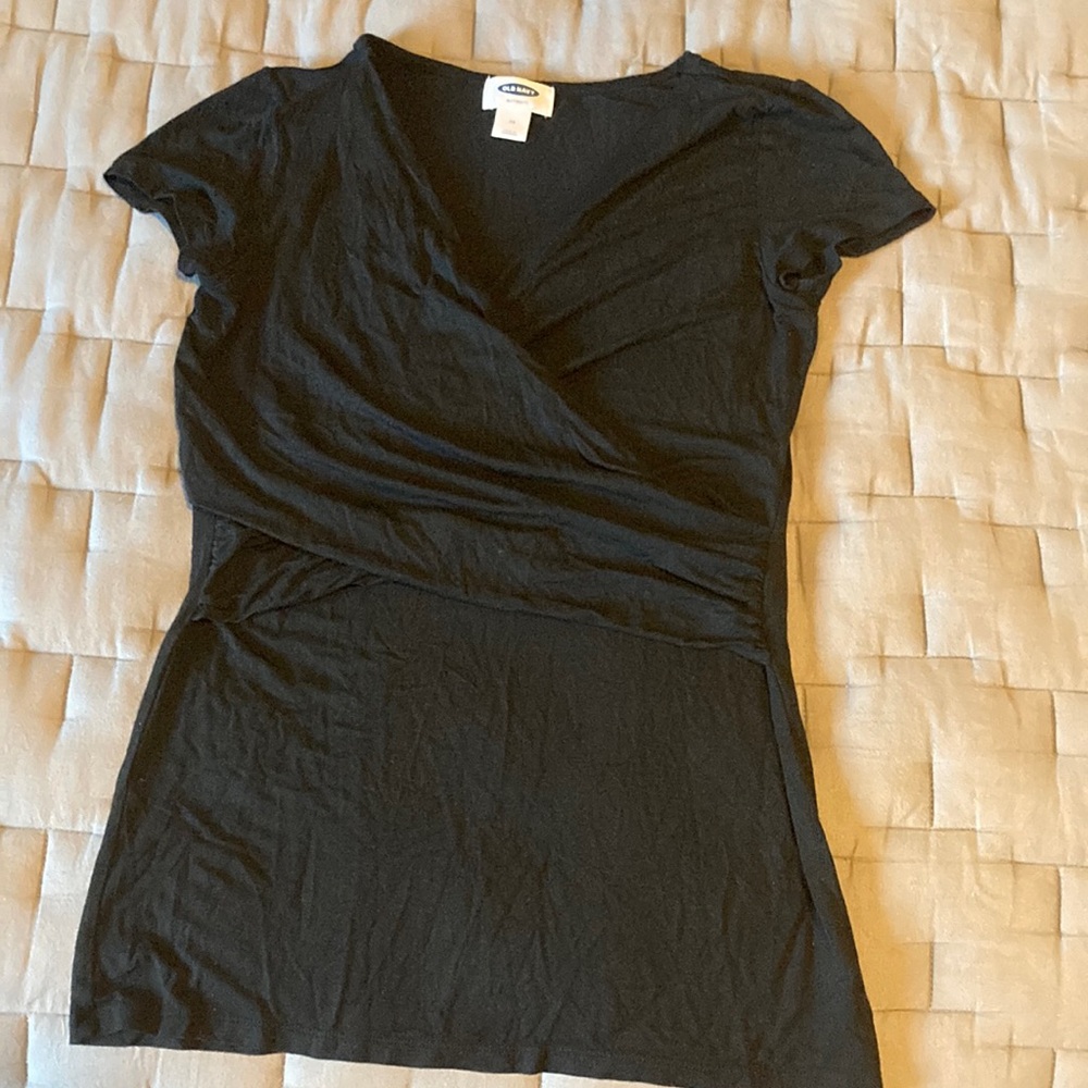 Old Navy Maternity & Nursing Top